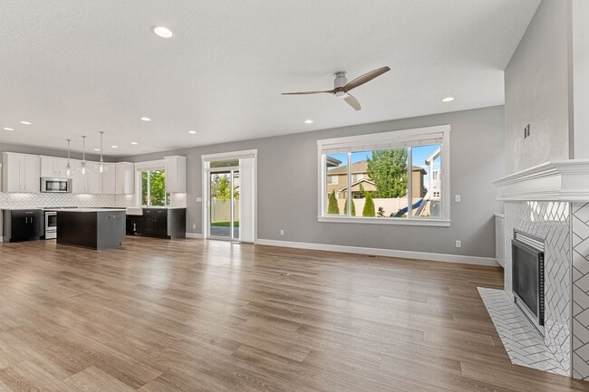 Building Photo - River District Home For Rent