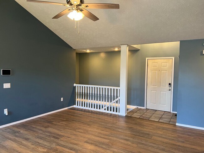 Building Photo - Now Available! Gorgeous Walkout Basement Home with a Pool, Ozark
