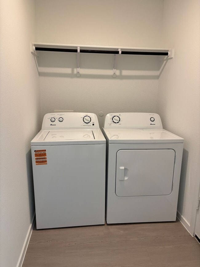 Building Photo - 3/2/2 New Construction in Sherman!