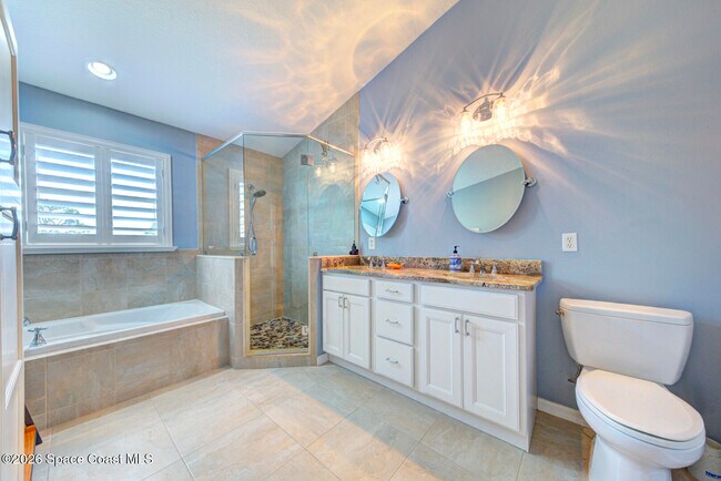 Building Photo - 1937 Golf Vista Blvd