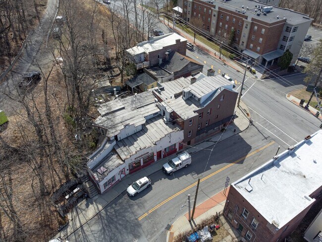 Building Photo - 383 Congress St