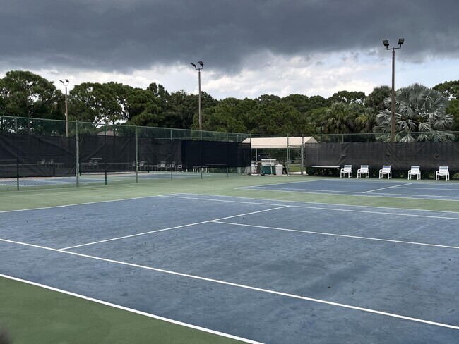 Building Photo - 628 Venetto Ct