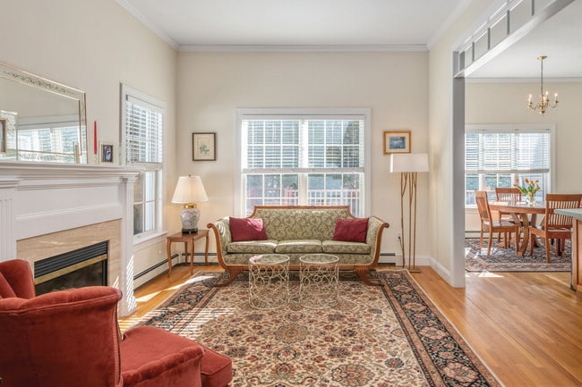 Building Photo - 53 Gables Dr