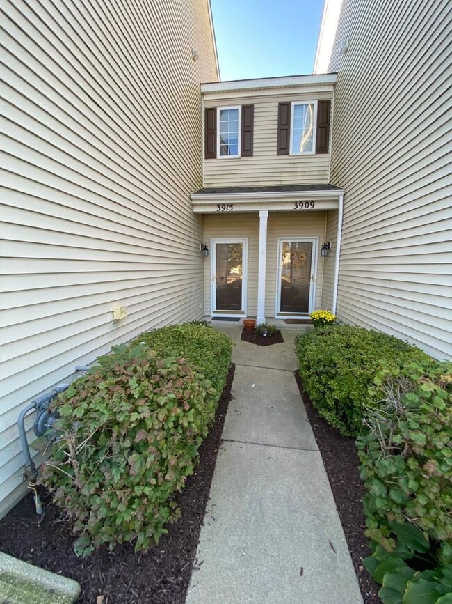 Building Photo - 3915 Granite Ct