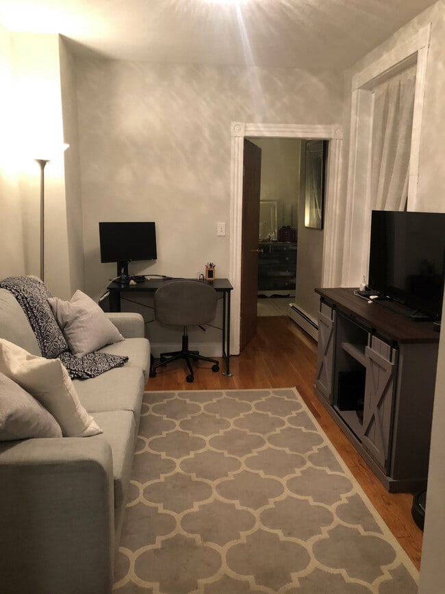 Building Photo - 21 Sheafe St