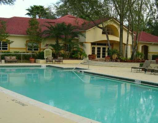 Building Photo - 1B/1B Plus a Den 1st FL $1500/mo -Pinnacle...