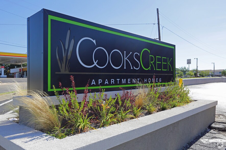 Cooks Creek 2706 Cookscreek Pl Farmers Branch TX 75234 Apartment Finder