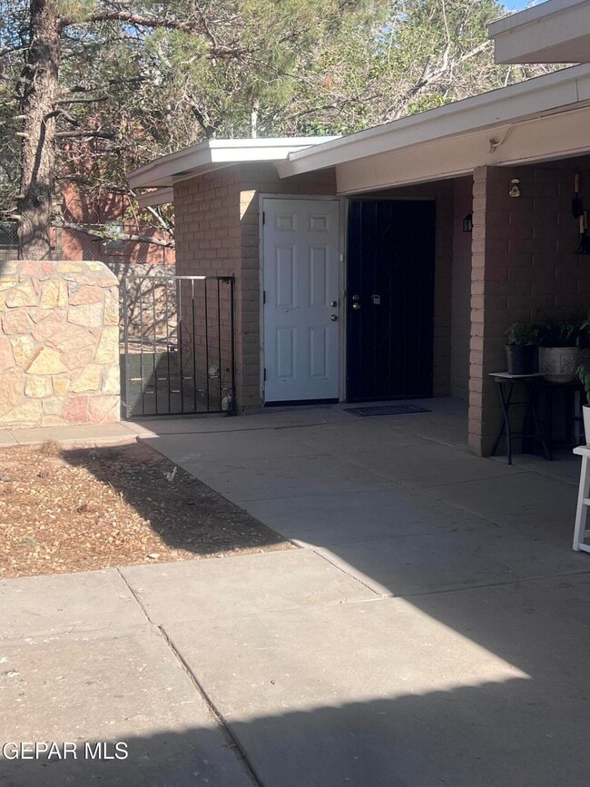 Building Photo - 11244 Wharf Cove Dr