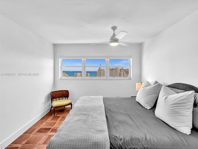 Building Photo - 1881 Washington Ave