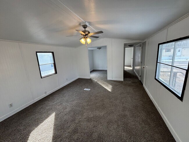 Building Photo - Glendale Mobile Home Park