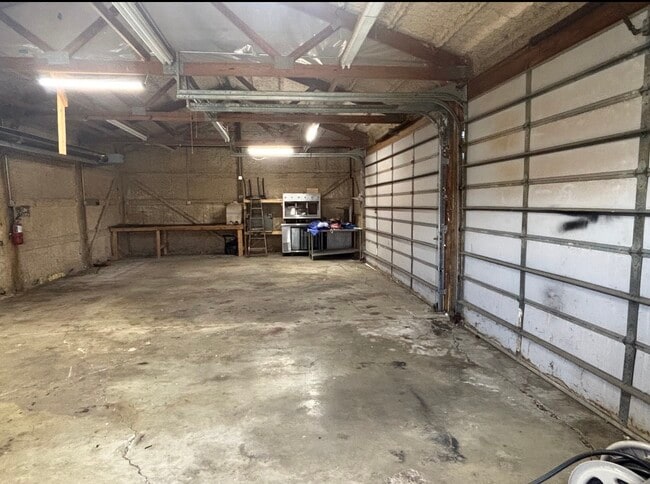 Building Photo - 15428 W 147th St