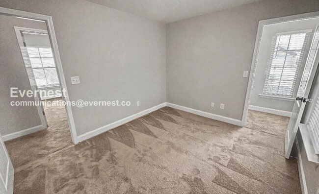 Building Photo - 136 Pitts Griffin Drive