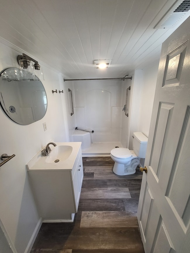 Building Photo - 15152 State Rte T-2501