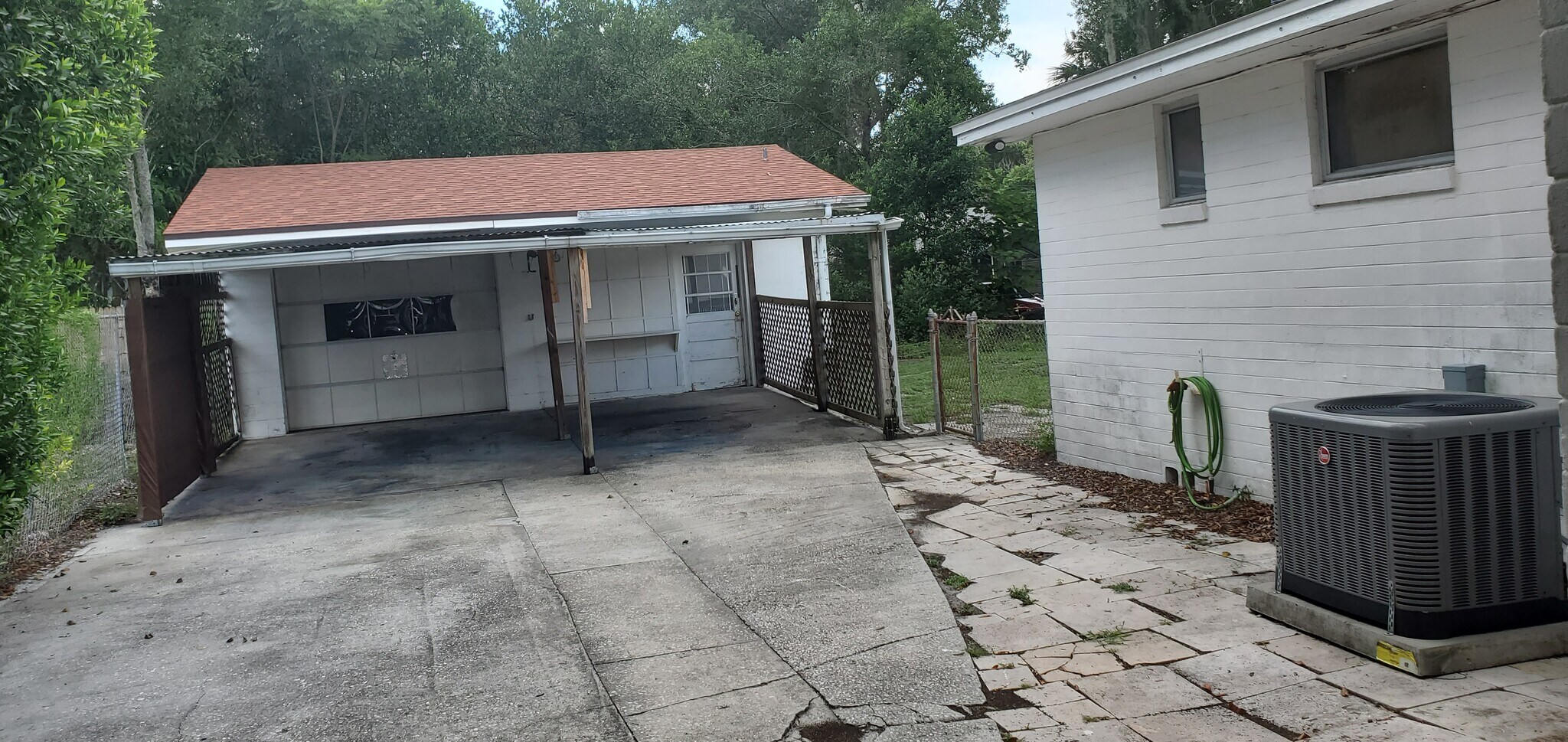 Building Photo - 714 E Crawford St