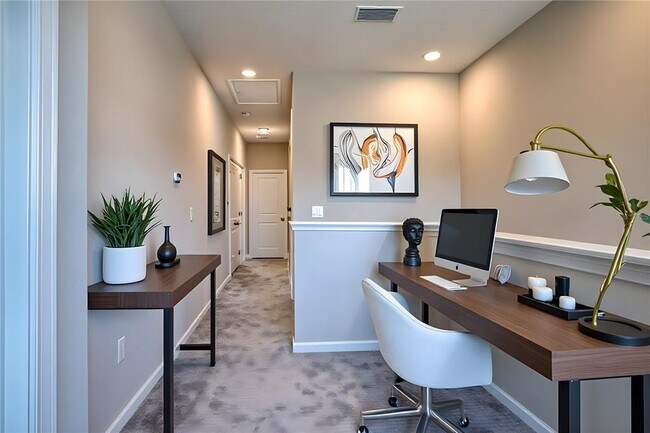 Building Photo - 14824 Outfitter St