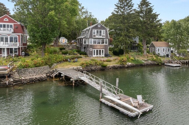 Building Photo - 148 Whipple Rd