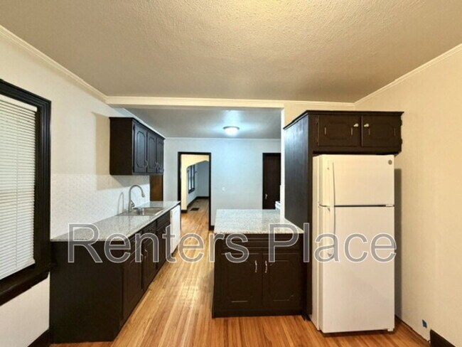 Building Photo - 5524 S Owasso Ave