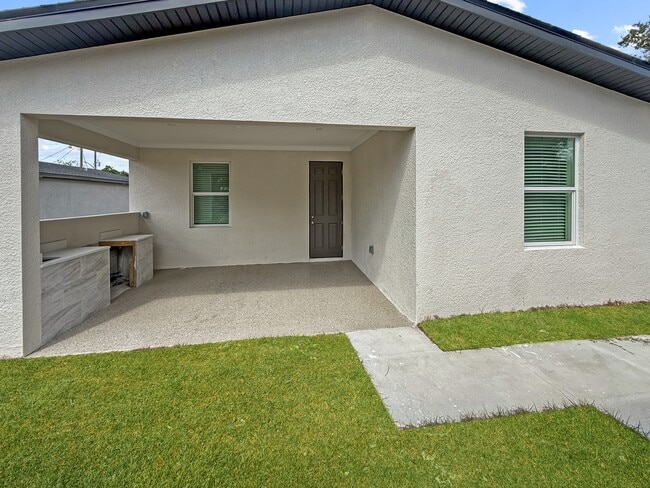 Building Photo - 3816 Ballard Rd