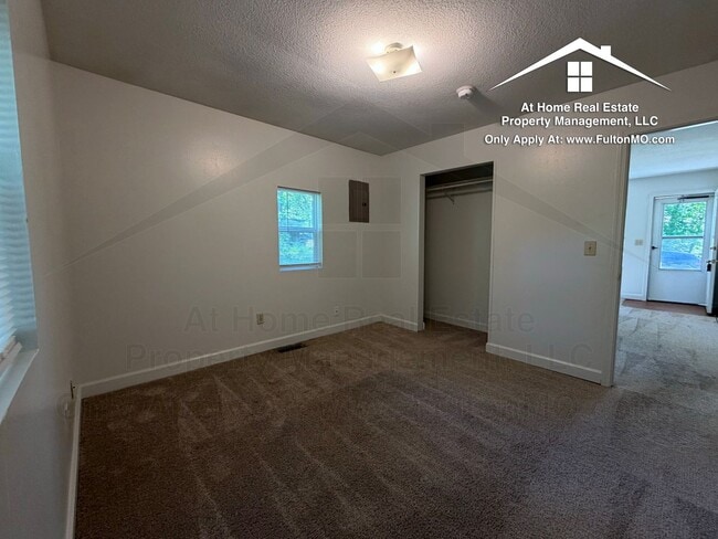 Building Photo - 1514 Monroe St