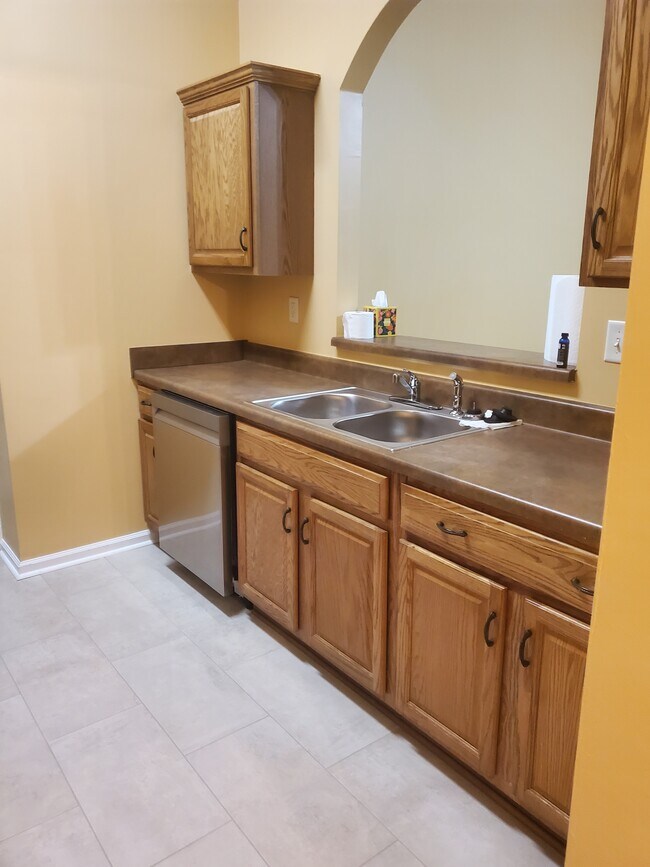 Building Photo - 4616 Tulip Bend Dr