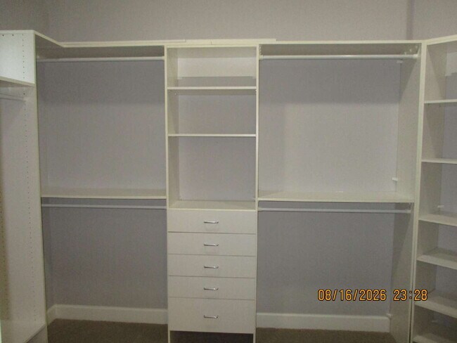 Building Photo - 61 N Aspen Dr