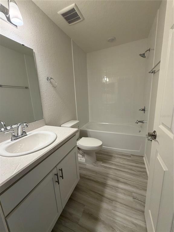 Building Photo - 827 Cypress Creek Run