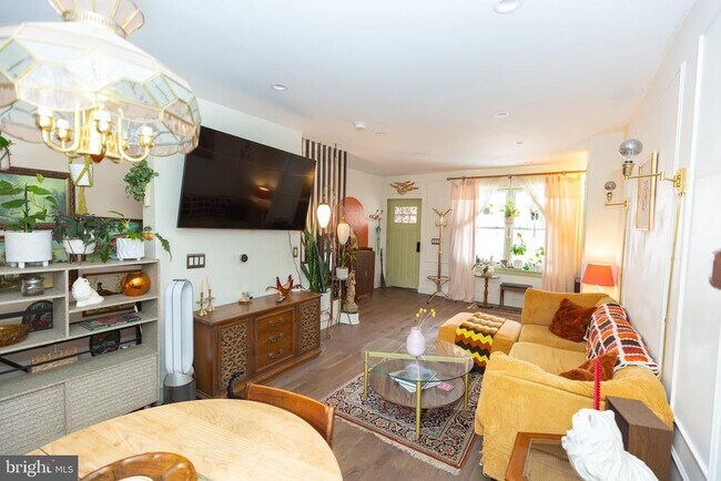 Building Photo - 1010 S Paxon St