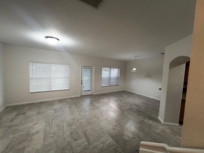 Building Photo - 4406 Windmill Palm Way