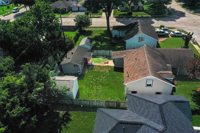 Building Photo - 3806 Cosby St