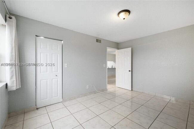 Building Photo - 1276 SW 113th Terrace
