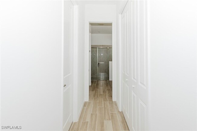 Building Photo - 5947 Sunningdale St