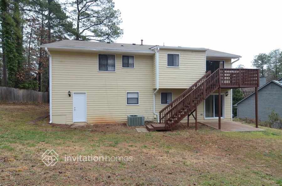 Building Photo - 4961 Ridgeside Ct