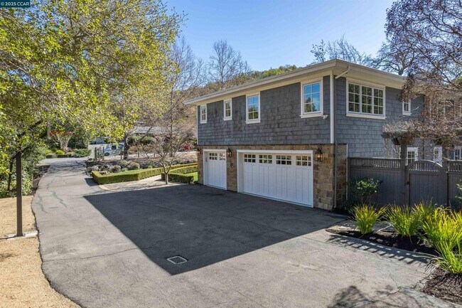 Building Photo - 755 Old Jonas Hill Rd