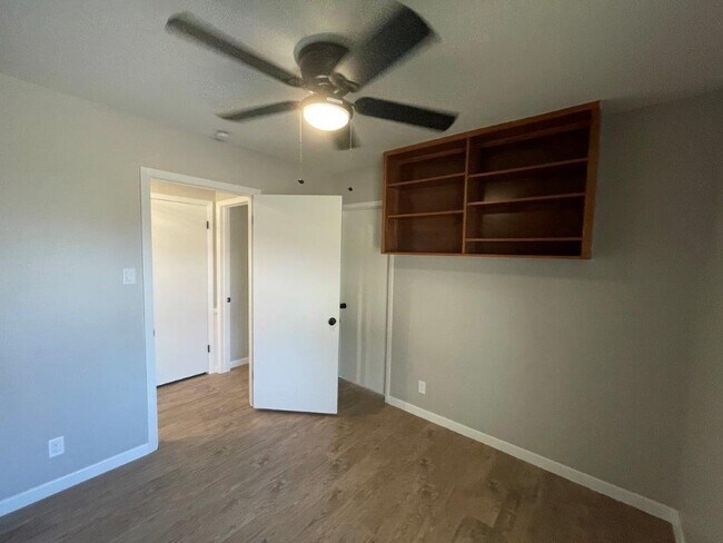 Building Photo - 605 Kentshire Cir
