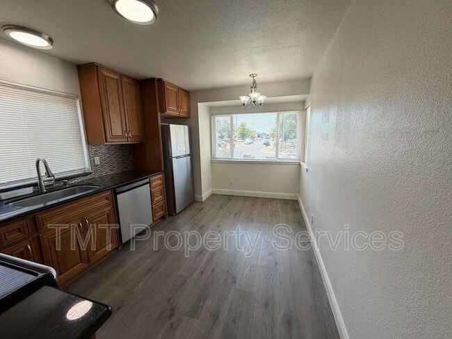 Building Photo - 8272 Kilmer Cir