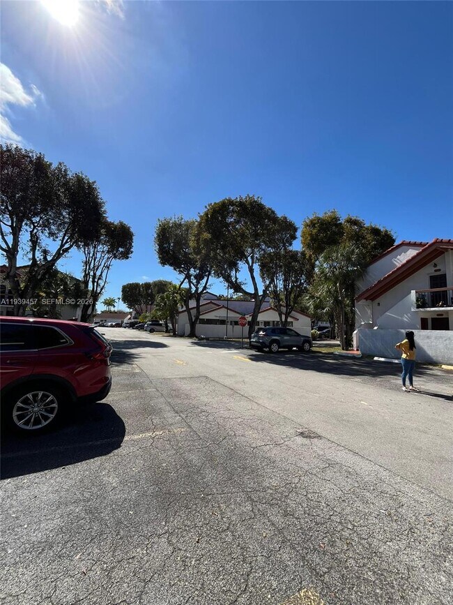 Building Photo - 7450 SW 153rd Pl