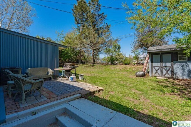 Building Photo - 2627 Nottingham Rd