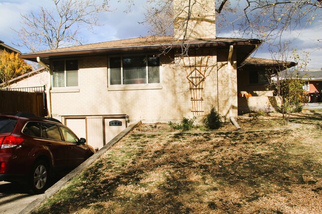 Building Photo - Available for 2026-2027 Fall Pre-Leasing! ...