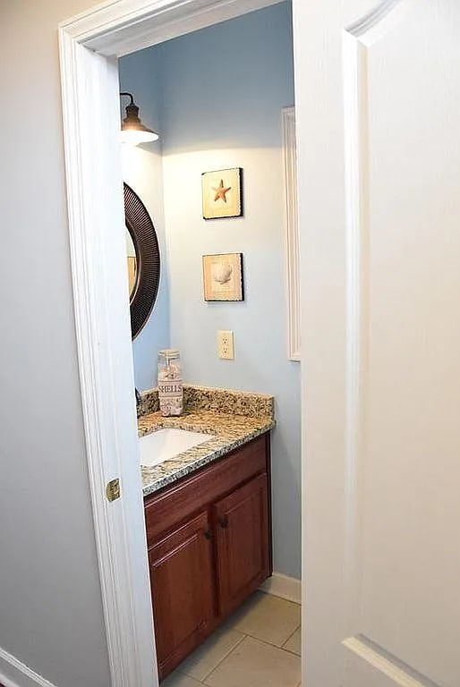 Building Photo - Discover Potential: Expansive 2,439 Sq Ft Space in Vibrant Nashville Locale!