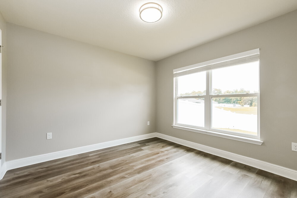 Building Photo - 507 W Leah Ct