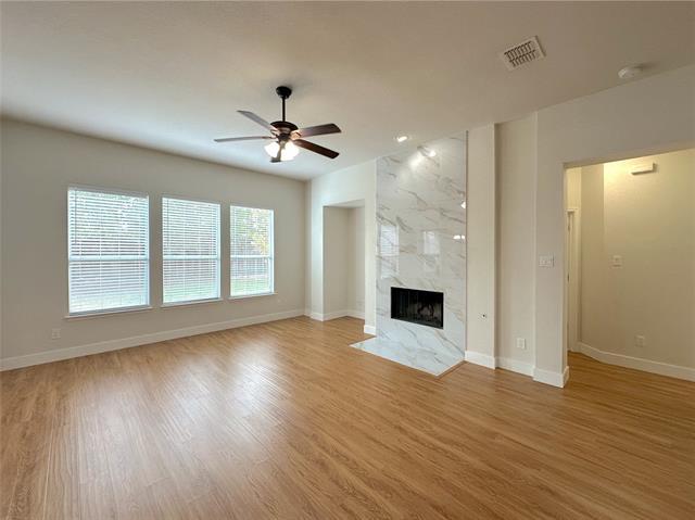 Building Photo - 1575 Poets Way