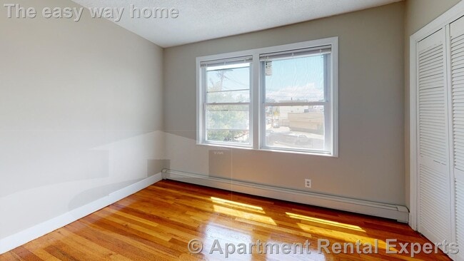 Building Photo - 280 McGrath Hwy