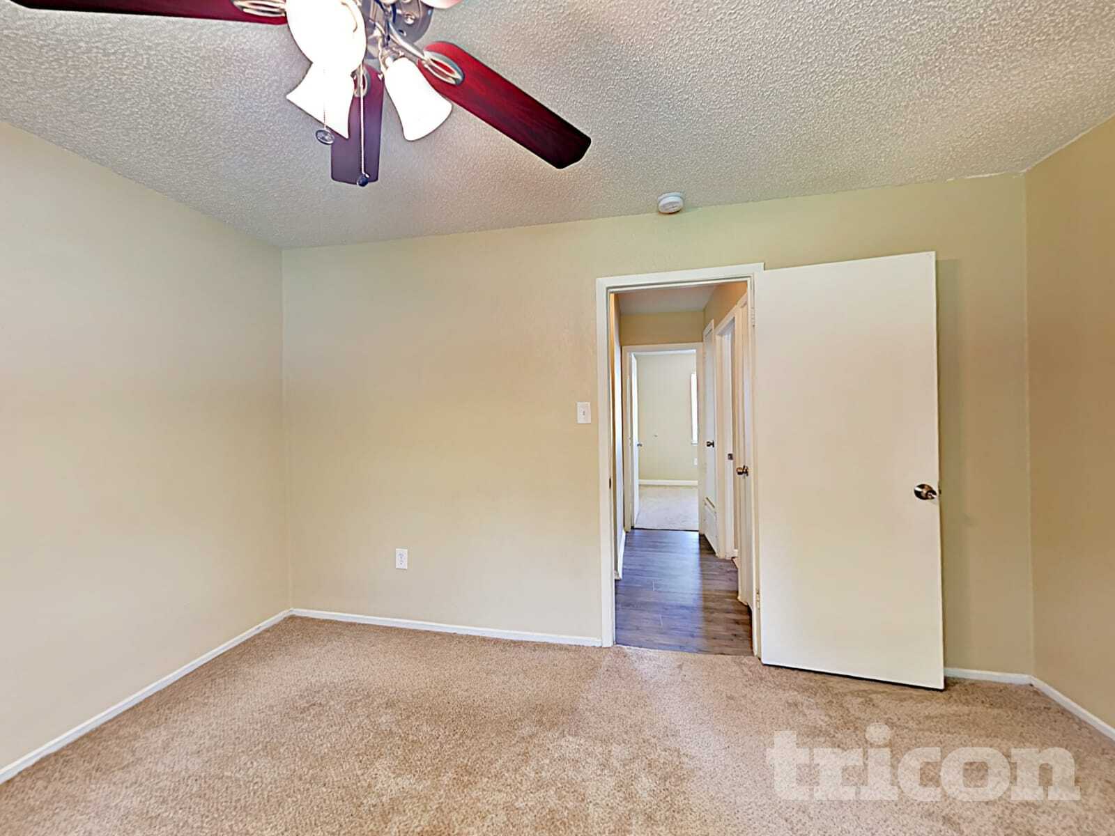 Building Photo - 1308 E Timberview Ln