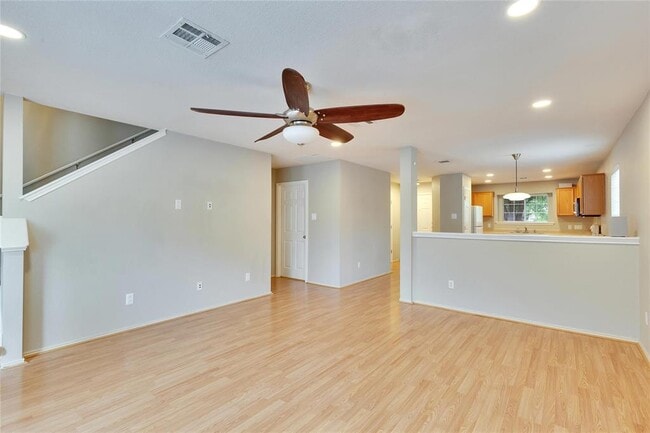 Building Photo - 2212 Melissa Oaks Ln