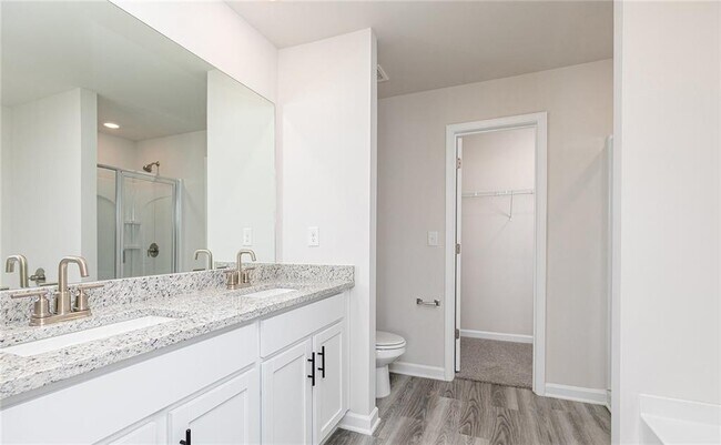 Building Photo - 3983 Hidden River Ln