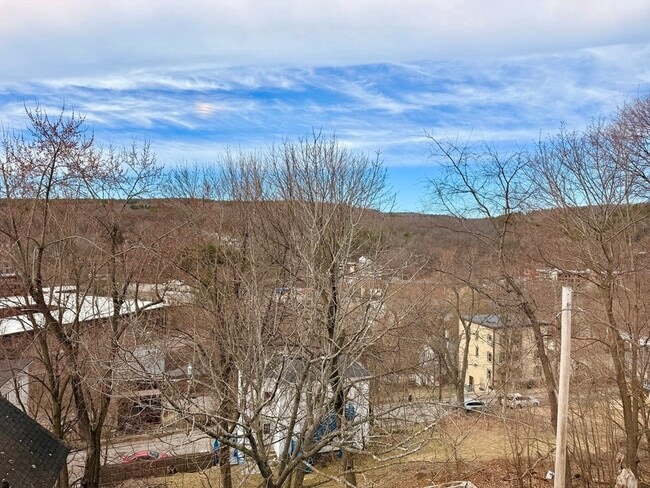 Building Photo - 30 Rockland St