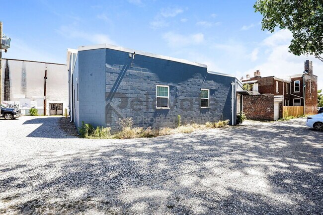 Building Photo - 1515 Blueberry Aly