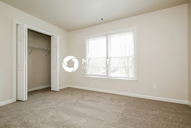 Building Photo - 1626 Bridgton Rd