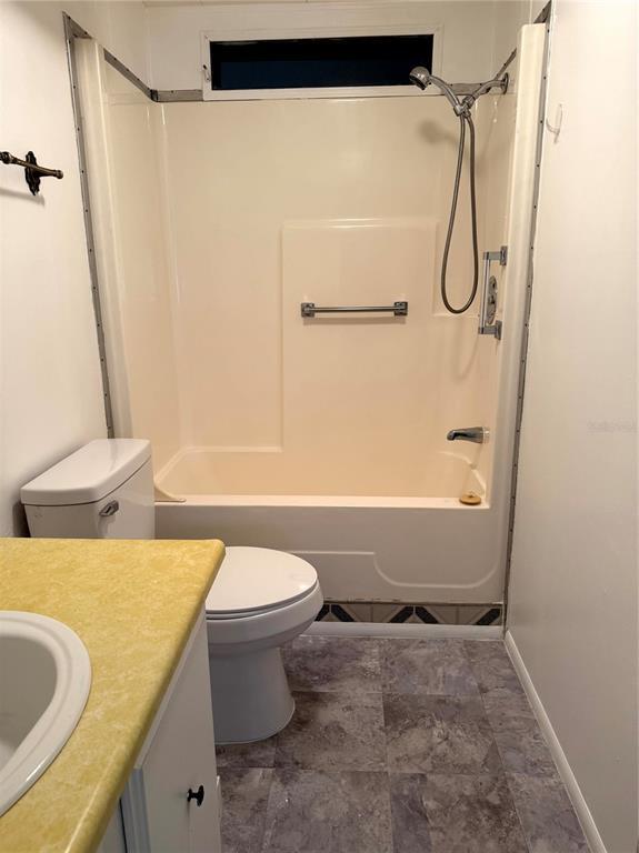 Building Photo - 3221 SE 39th Ave