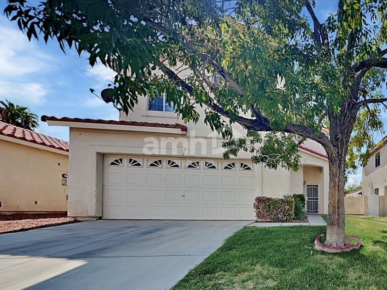 Primary Photo - 9379 Coral Berry St